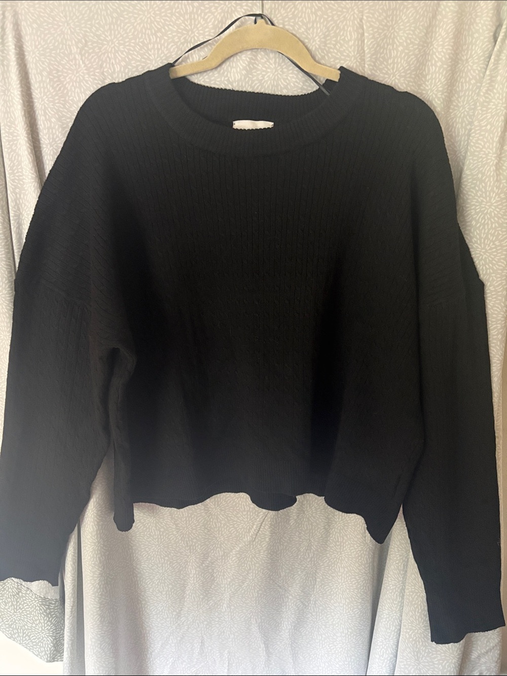 Women's Black Ribbed Crewneck Sweater - Relaxed Fit